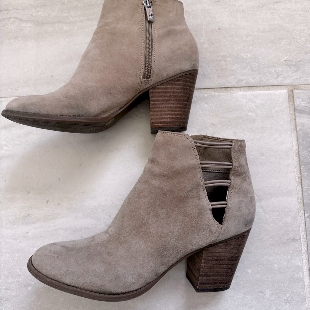 Jessica Simpson Women's Suede Ankle Boots - Taupe